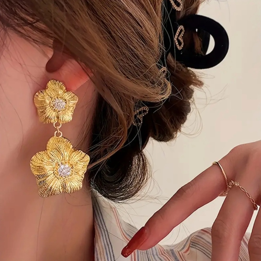 Gold Plated Flower Earrings
